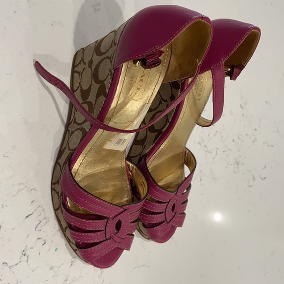 Size 8 pink and tan Coach espadrilles. - Picture 3 of 4